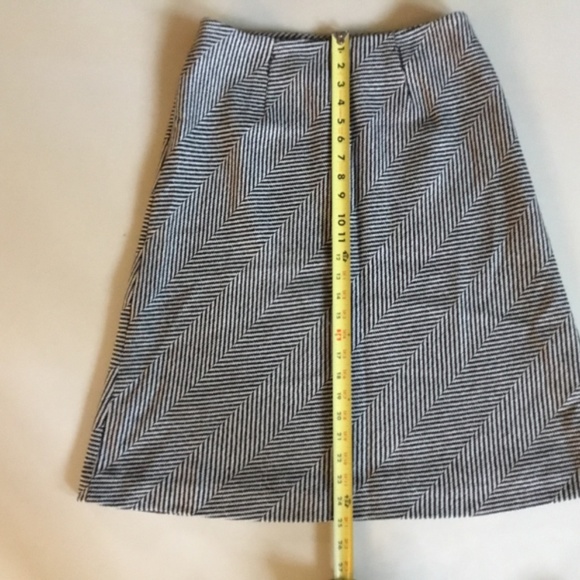 100% Wool skirt - Picture 4 of 5